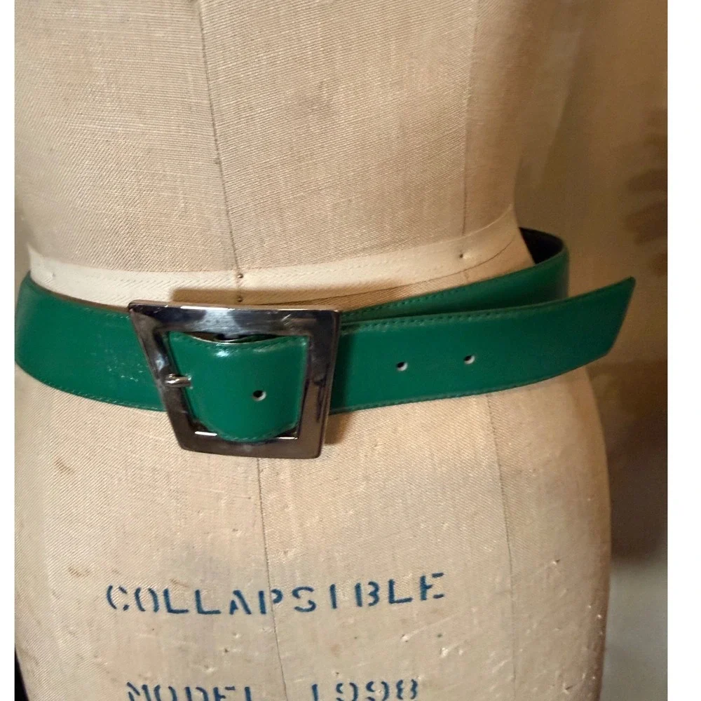 Morgan Taylor Vintage Mod Style Green Leather Belt Silver Buckle Womens Large